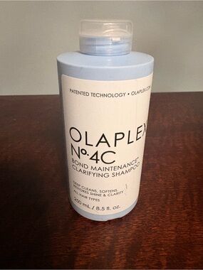 Olaplex No. 4C Bond Maintenance Clarifying Shampoo 250ml